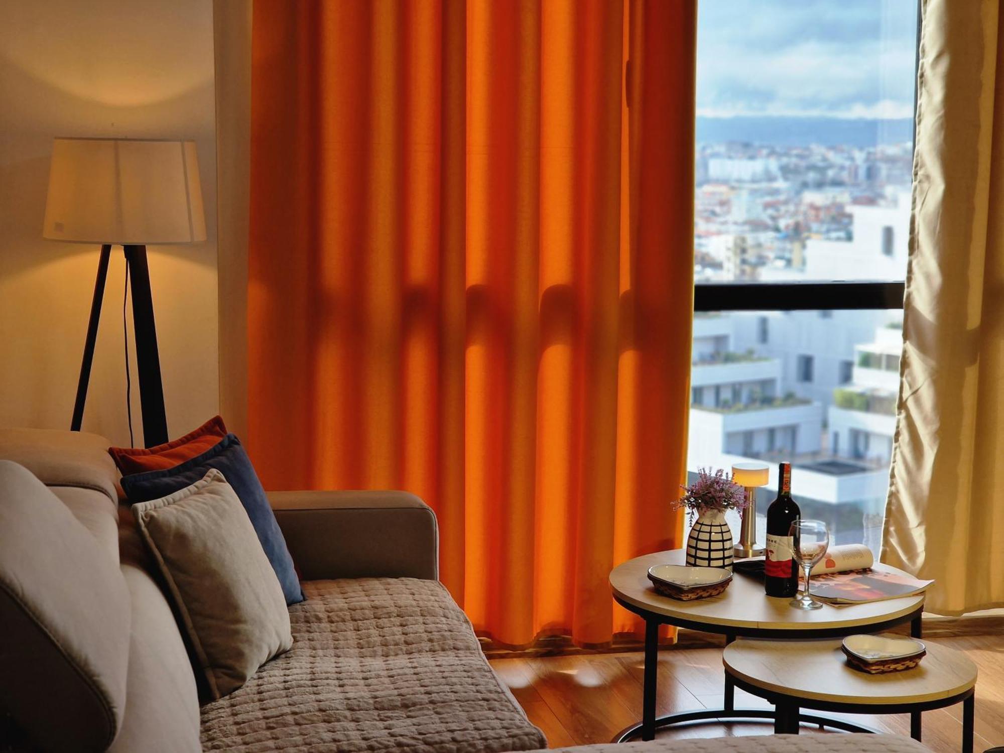 Red & White Palace Apartment ติรานา ภายนอก รูปภาพ